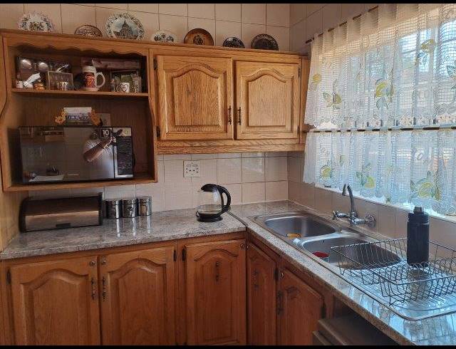 3 BEDROOM HOUSE FOR SALE IN CYRILDENE